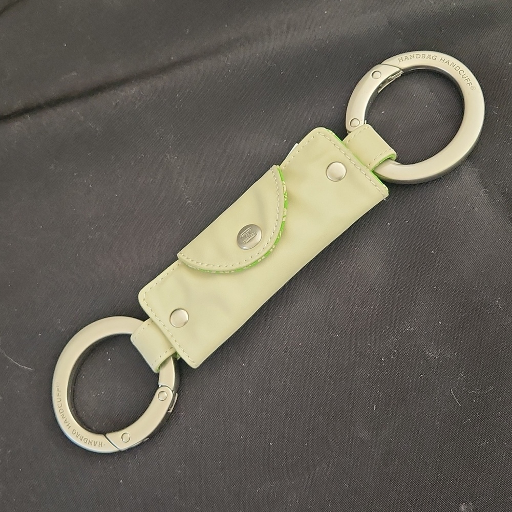 Handbag Handcuffs - Picture 2 of 5